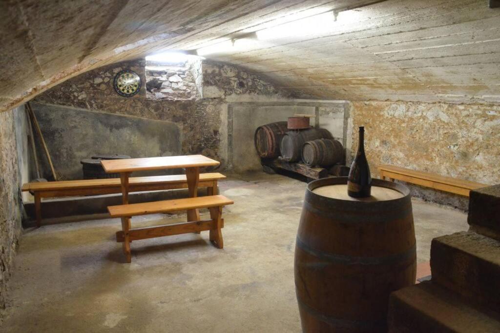 Gite La Dortiere S'Amuse, Magnifique Maison De Maitre 12Min Du Puy Du Fo Villa Sevremont Exterior photo