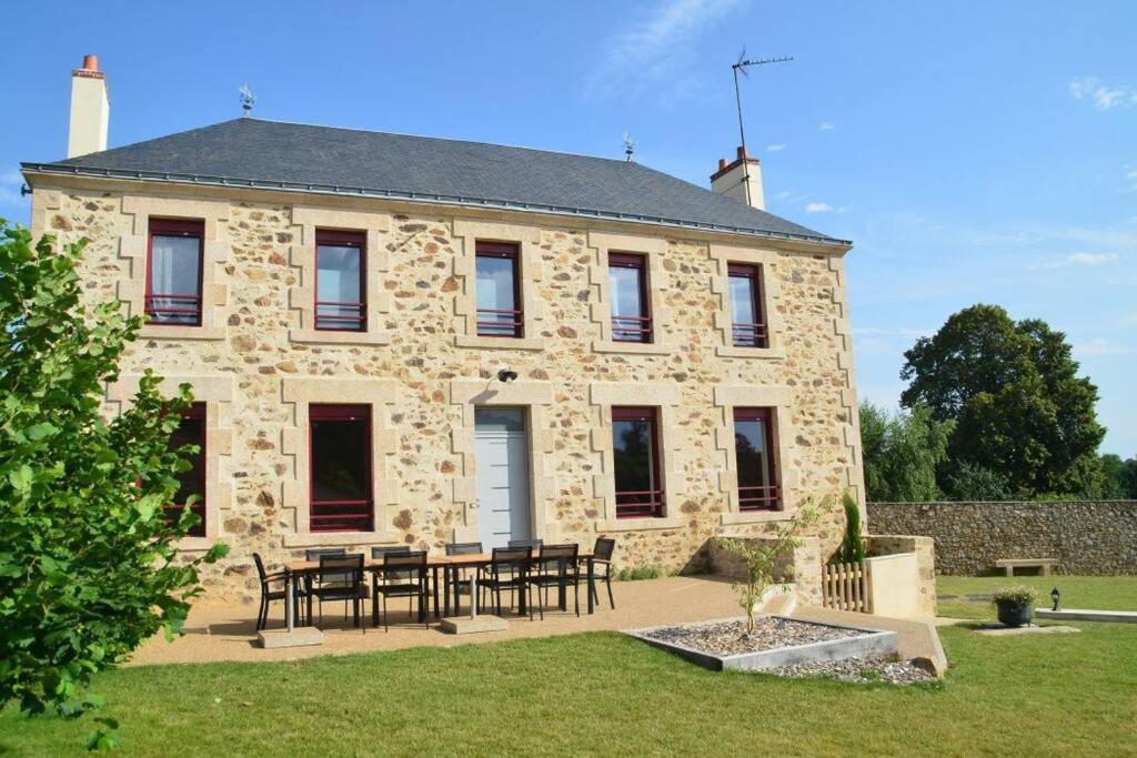 Gite La Dortiere S'Amuse, Magnifique Maison De Maitre 12Min Du Puy Du Fo Villa Sevremont Exterior photo